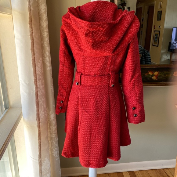 Little Red Riding Hood - Steve Madden Red Hooded Coat - Picture 3 of 9